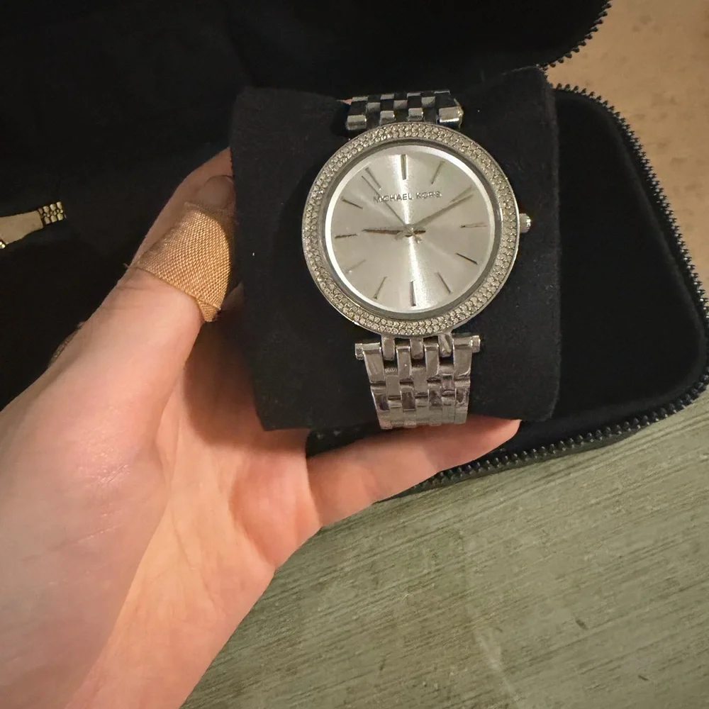 Michael Kors Watch Bundle Gold, Rose, and Silver + Travel Case - Picture 8 of 11